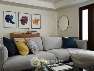 For sale 2 Beds condo in Samphanthawong, Bangkok