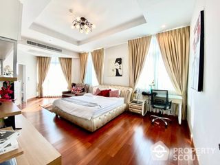 For rent and for sale 5 bed condo in Huai Khwang, Bangkok