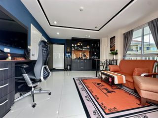 For sale 1 bed condo in East Pattaya, Pattaya