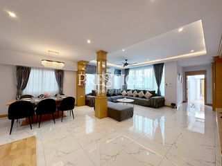 Haus zum Kauf mit 4 Zimmer in Bang Lamung, Chonburi