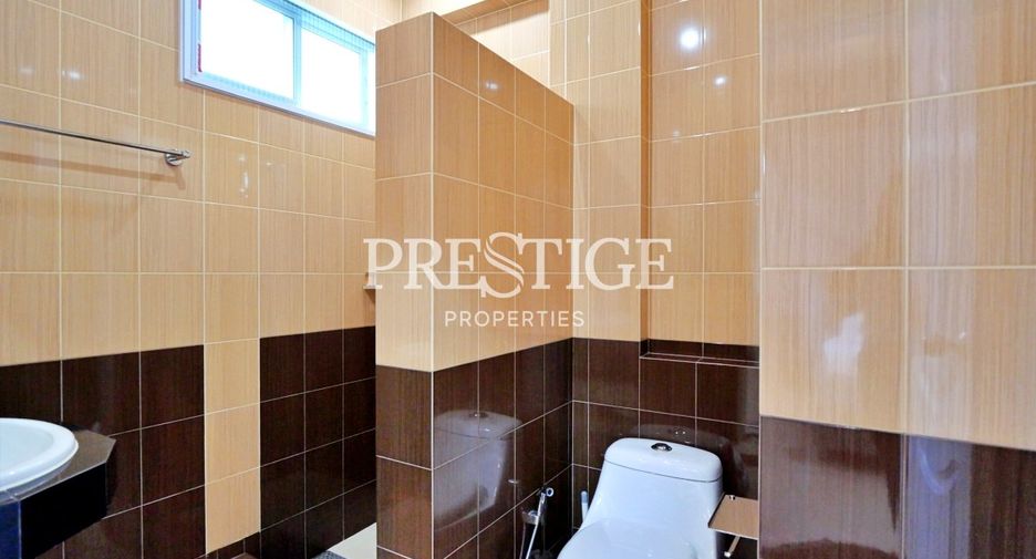 For rent 6 bedrooms house in Bang Lamung, Chonburi