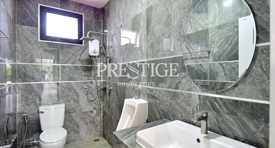 For rent 6 bedrooms house in Bang Lamung, Chonburi