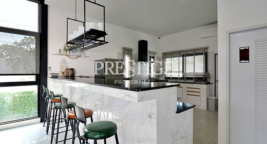 For rent 6 bedrooms house in Bang Lamung, Chonburi