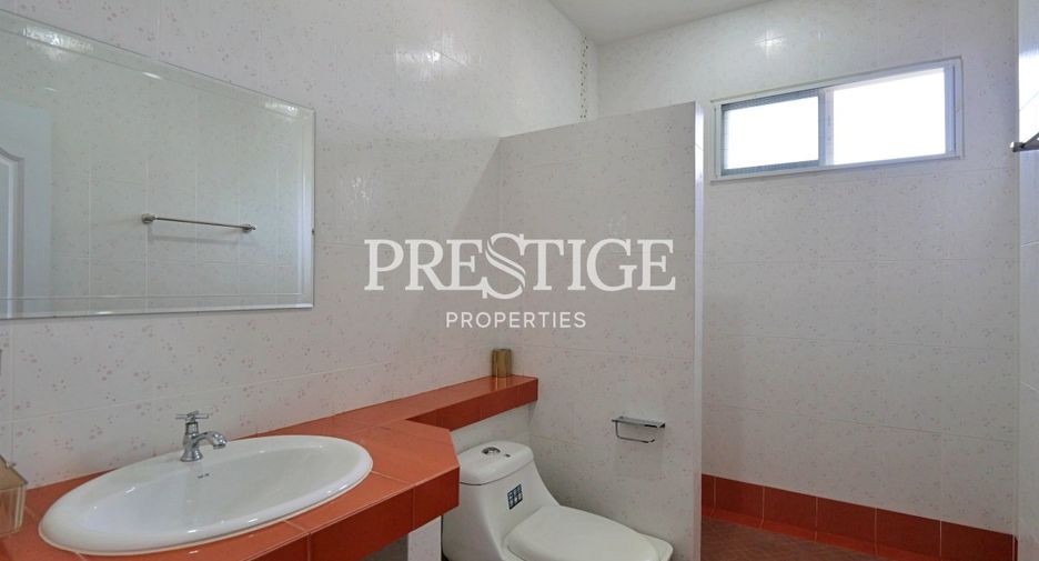 For rent 6 bedrooms house in Bang Lamung, Chonburi