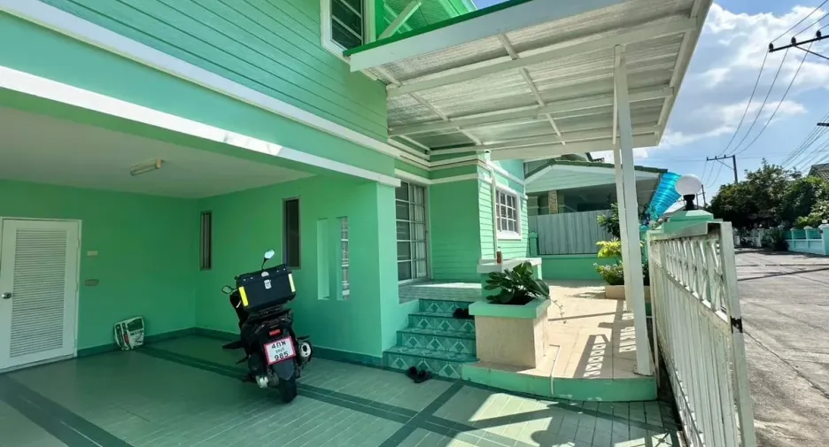 For rent and for sale 3 bedrooms house in Bang Lamung, Chonburi