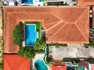 For sale and for rent 6 bed house in Jomtien, Pattaya