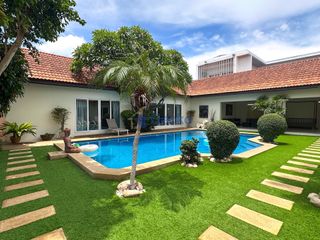 For sale and for rent 6 bed house in Jomtien, Pattaya