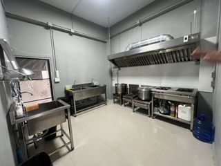 For rent 3 Beds office in Phra Khanong, Bangkok