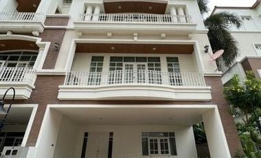 ขาย 6 เตียง บ้านเดี่ยว ใน วัฒนา, กรุงเทพฯ