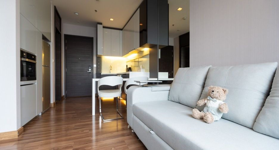 For sale 1 bed condo in Huai Khwang, Bangkok