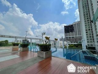For sale 1 bed condo in Huai Khwang, Bangkok
