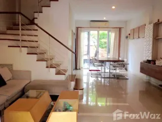 For sale 3 bed townhouse in Prawet, Bangkok