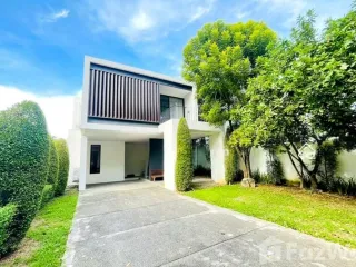 For rent 3 bed villa in Mueang Chiang Mai, Chiang Mai