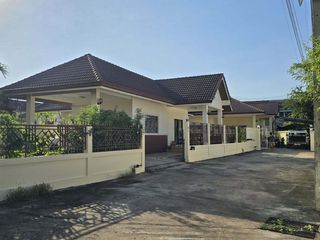 For sale 3 bed house in Bang Lamung, Chonburi