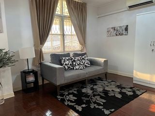For rent 5 Beds office in Phra Khanong, Bangkok