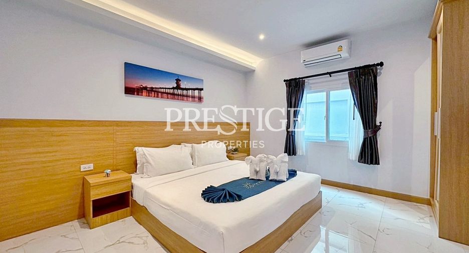 For sale 4 bedrooms house in South Pattaya, Pattaya