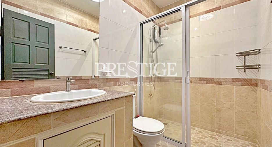 For sale 2 ベッドルーム house in East Pattaya, Pattaya