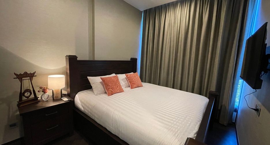 For sale 1 bed condo in Khlong Toei, Bangkok