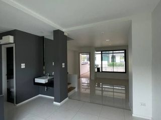 For sale 3 Beds townhouse in Hang Dong, Chiang Mai