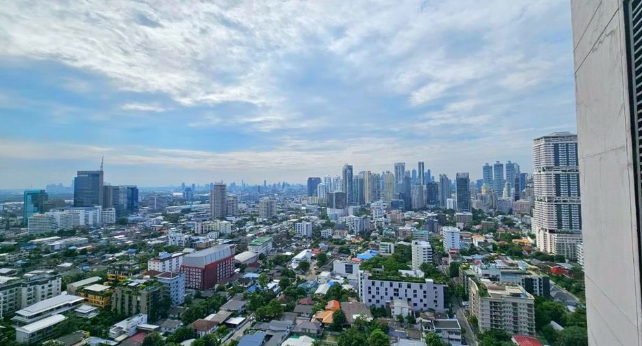 À louer et à vendre 2 chambres condo à Khlong Toei, Bangkok