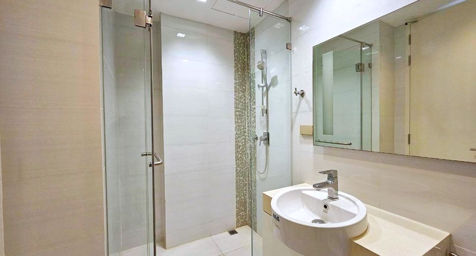 Condo en alquiler de 2 habitaciones en Sathon, Bangkok