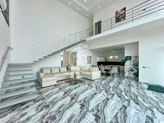 For sale and for rent 6 bed house in Pratumnak, Pattaya