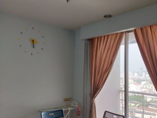 For sale 2 bed condo in Ratchathewi, Bangkok