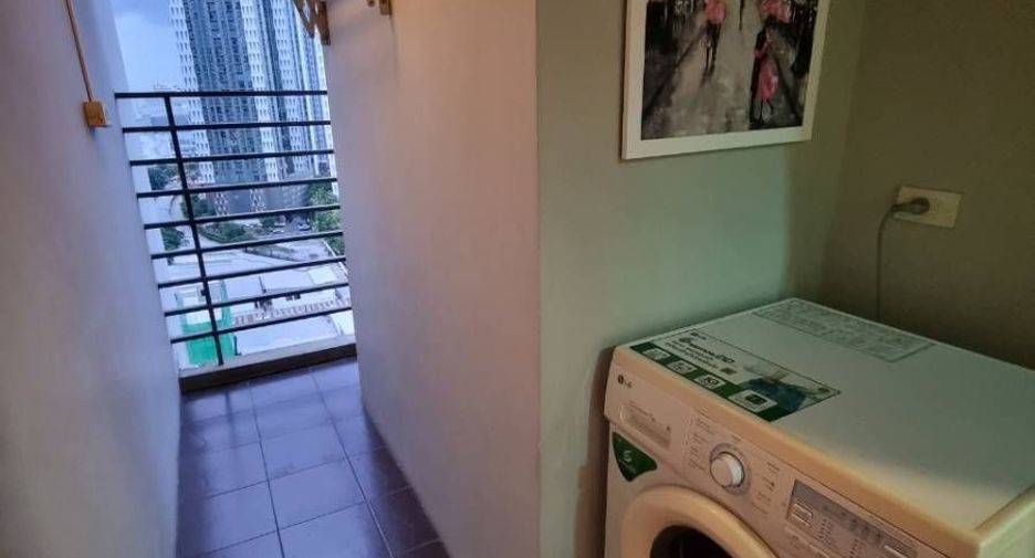 For rent 1 bed condo in Huai Khwang, Bangkok