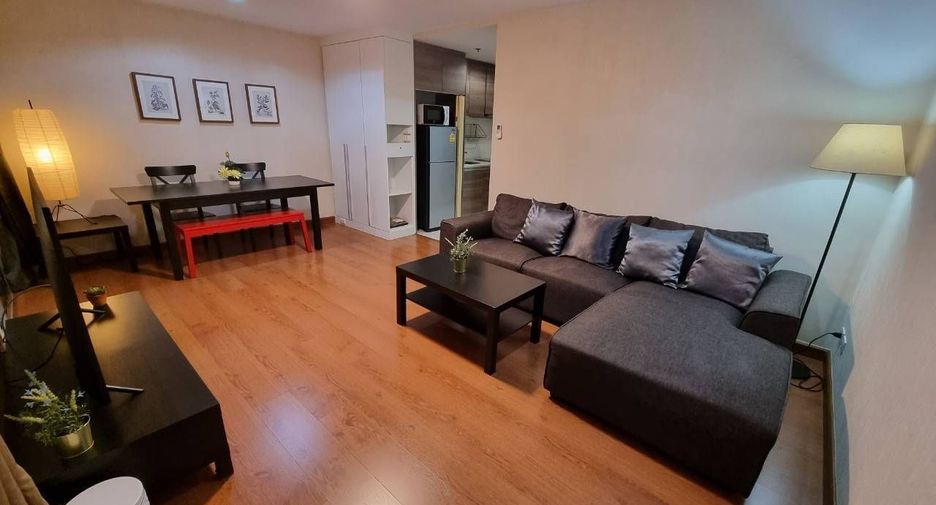 For rent 1 bed condo in Huai Khwang, Bangkok