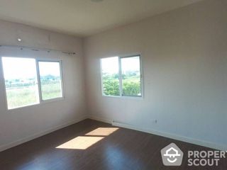 For sale 3 Beds house in Bang Khun Thian, Bangkok