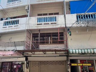 For sale 3 bed townhouse in Bang Lamung, Chonburi