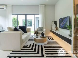 For sale 4 bed house in Bang Phli, Samut Prakan