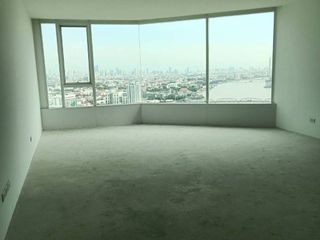 For sale 2 bed condo in Dusit, Bangkok