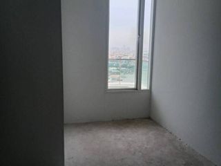 For sale 3 bed condo in Dusit, Bangkok