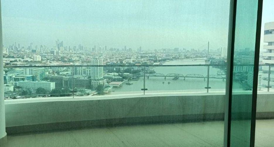 For sale 3 bed condo in Dusit, Bangkok