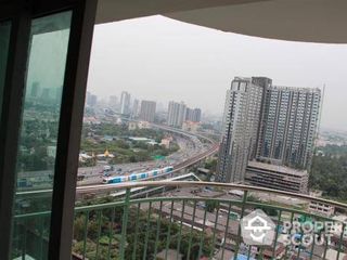 For sale 2 bed condo in Phasi Charoen, Bangkok