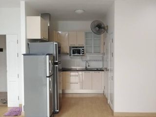 For sale 2 bed condo in Wang Thonglang, Bangkok