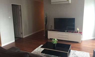 For rent 3 bed condo in Huai Khwang, Bangkok