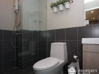 For sale 1 bed condo in Bangkok Noi, Bangkok