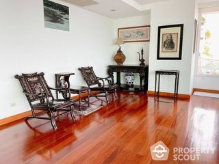 For sale 2 bed condo in Dusit, Bangkok
