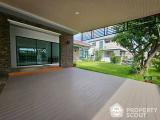 For sale 4 Beds house in Bang Khun Thian, Bangkok