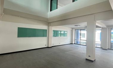 For sale 8 bed townhouse in Bueng Kum, Bangkok