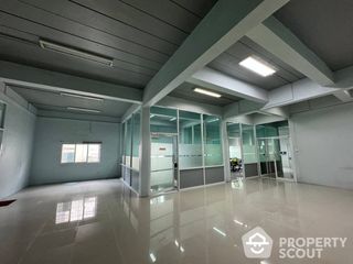 For sale 10 bed townhouse in Ban Bueng, Chonburi