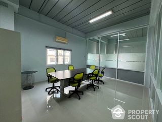 For sale 10 bed townhouse in Ban Bueng, Chonburi