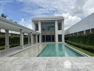 For sale 5 bed house in Taling Chan, Bangkok