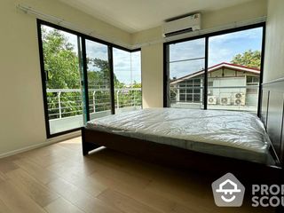 For sale 2 bed condo in Phasi Charoen, Bangkok
