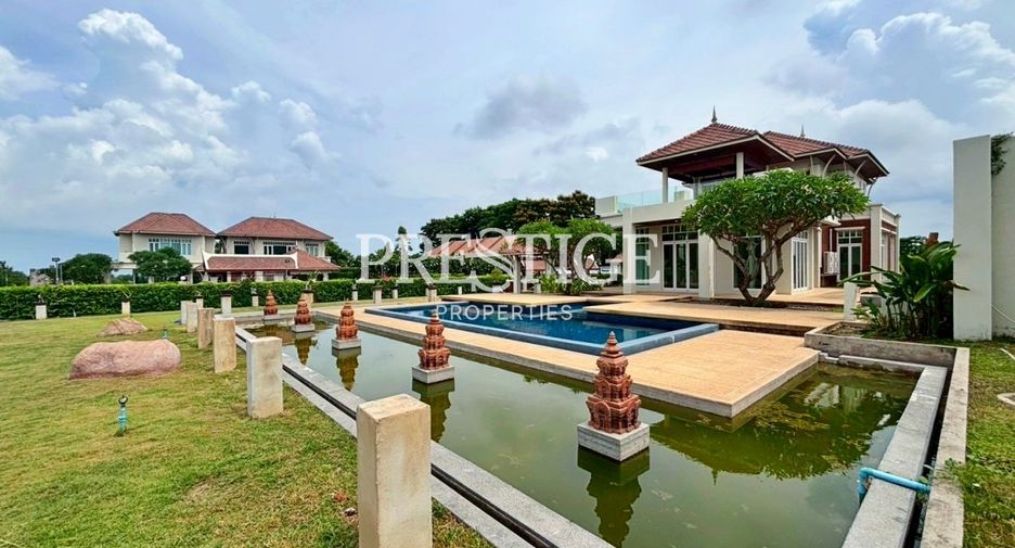 Haus zur Miete mit 4 Zimmer in Bang Lamung, Chonburi