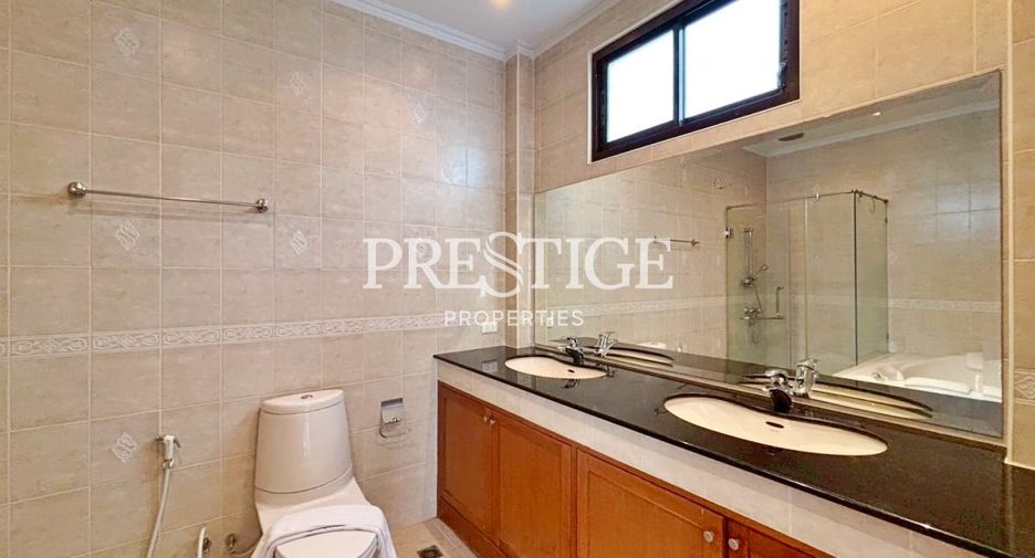 À vendre 3 chambres maison à Jomtien, Pattaya