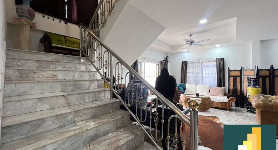 À vendre 3 chambres maison à Bang Lamung, Chonburi
