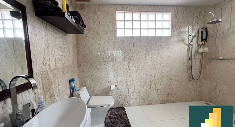 À vendre 3 chambres maison à Bang Lamung, Chonburi